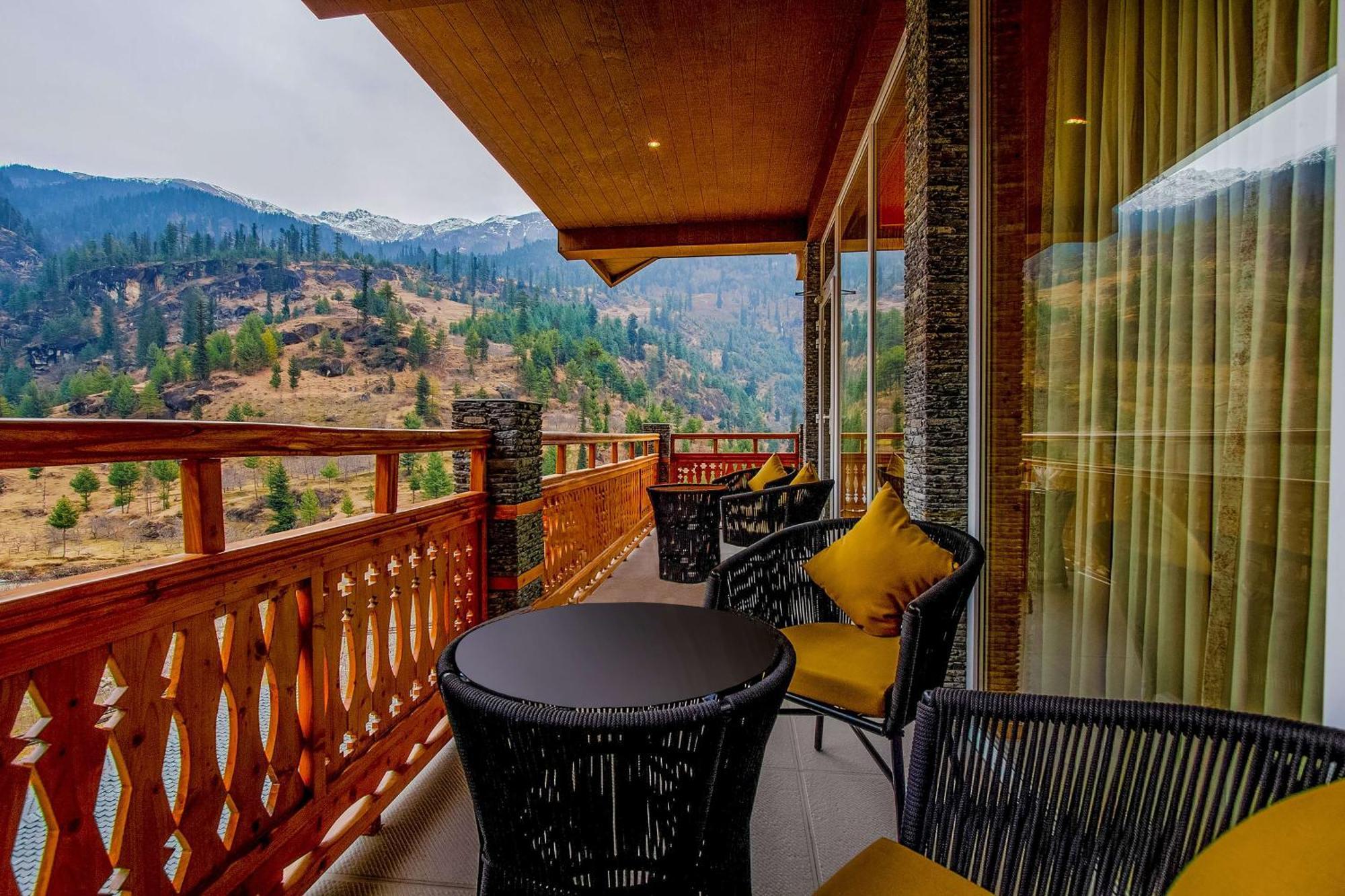 Palchan Hotel & Spa - A Member Of Radisson Individuals Retreats Manali  Exterior photo