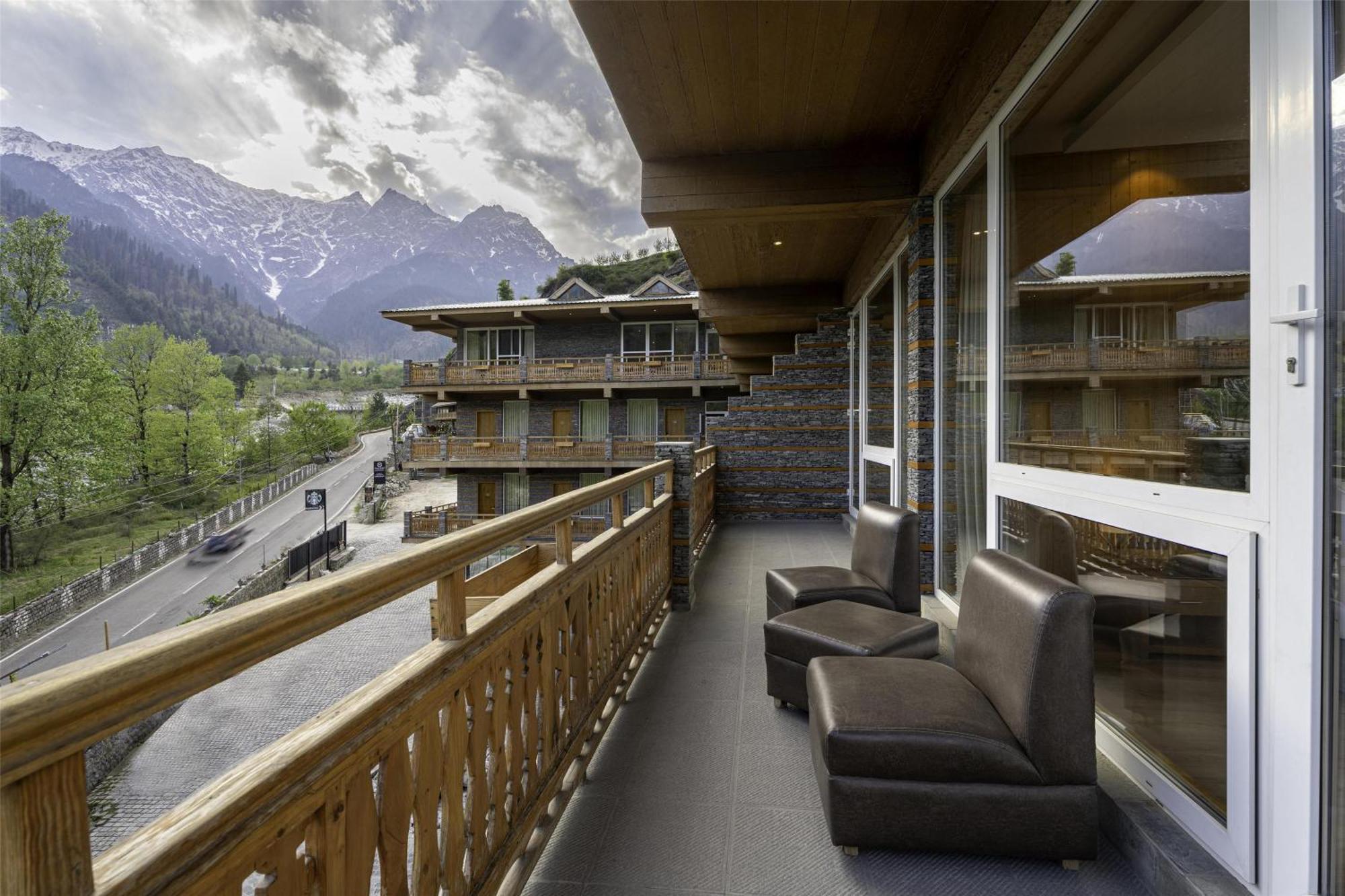 Palchan Hotel & Spa - A Member Of Radisson Individuals Retreats Manali  Exterior photo
