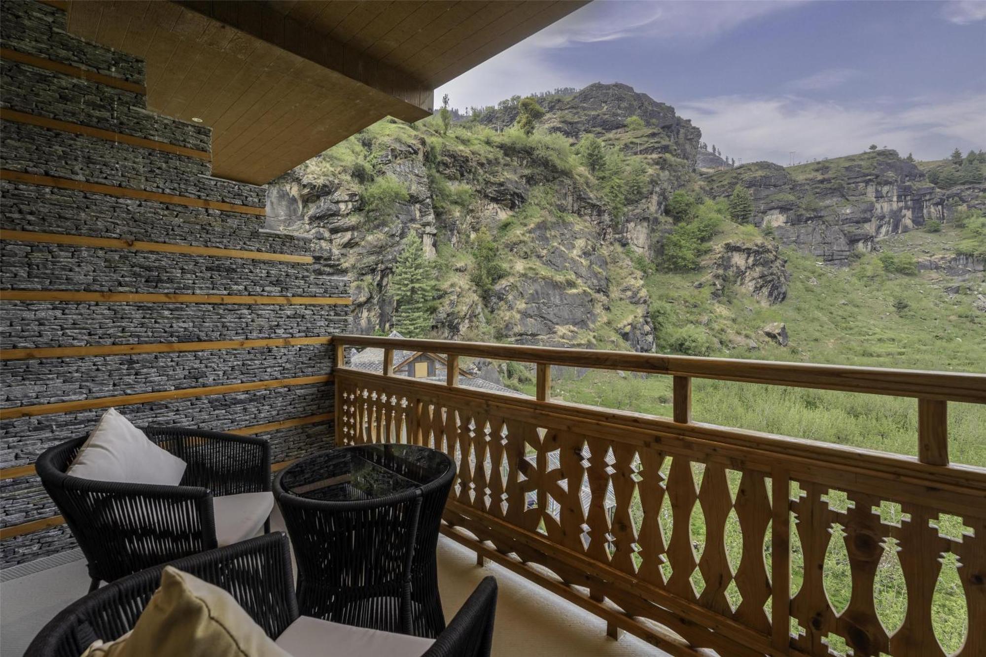Palchan Hotel & Spa - A Member Of Radisson Individuals Retreats Manali  Exterior photo